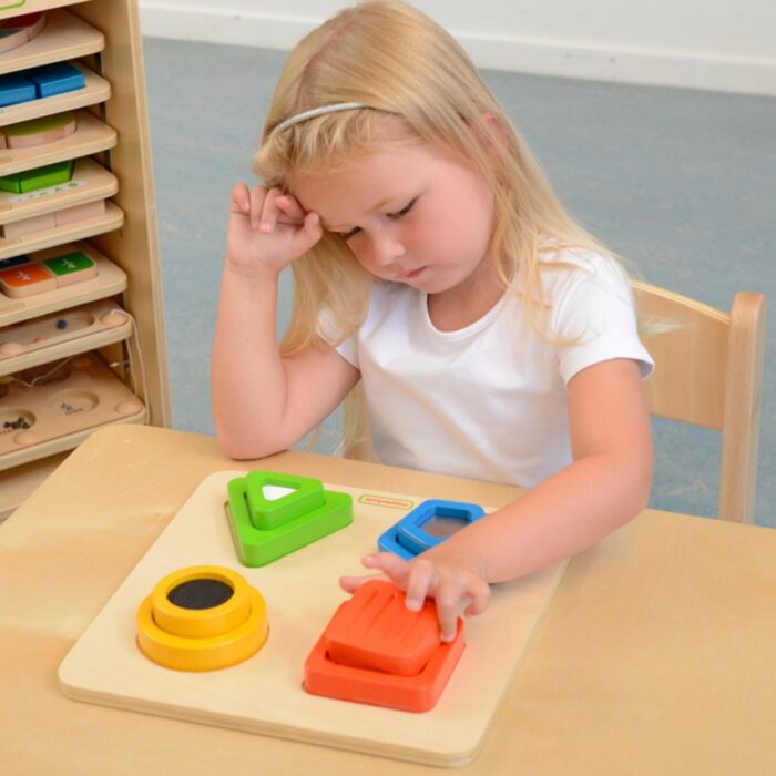 MASTERKIDZ Drewniany Sorter Kształtów Materiałów Faktury Powierzchni Montessori - obrazek 4