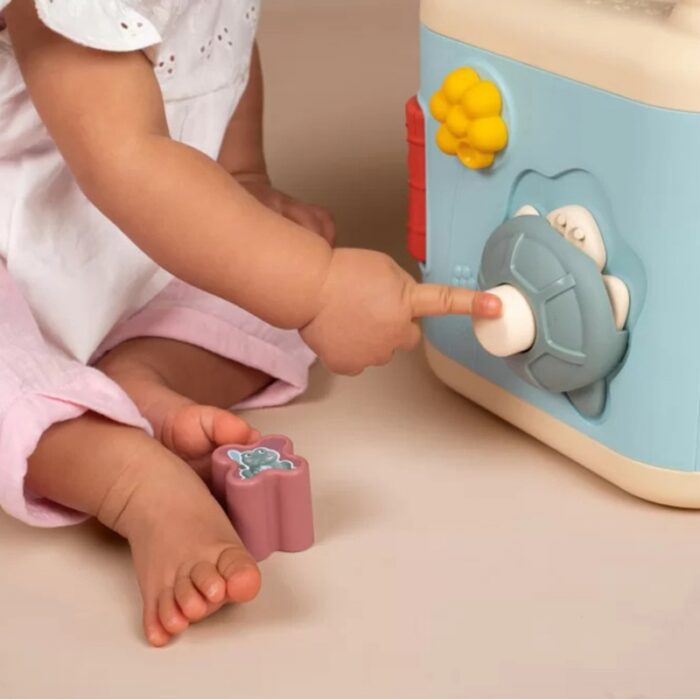 SMOBY Little Sensoryczna Kostka Aktywności dla Dzieci Sorter Labirynt 13w1 - obrazek 3
