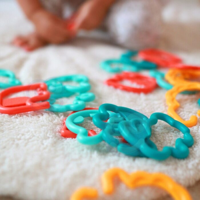 WOOPIE BABY Zabawka Sensoryczna Gryzaki dla Niemowląt Zawieszki Zwierzątka Łańcuszek 24 el. - obrazek 5