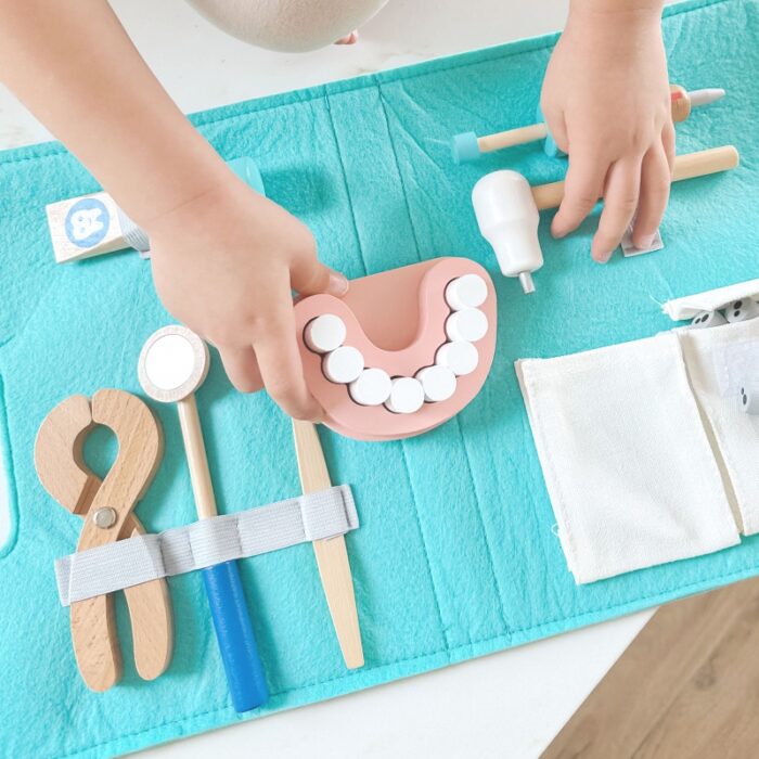 TOOKY TOY Zestaw Małego Dentysty Walizka Lekarza 19 el. FSC - obrazek 4