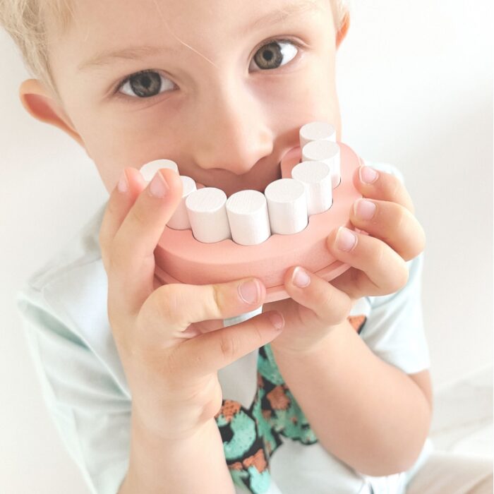 TOOKY TOY Zestaw Małego Dentysty Walizka Lekarza 19 el. FSC - obrazek 6