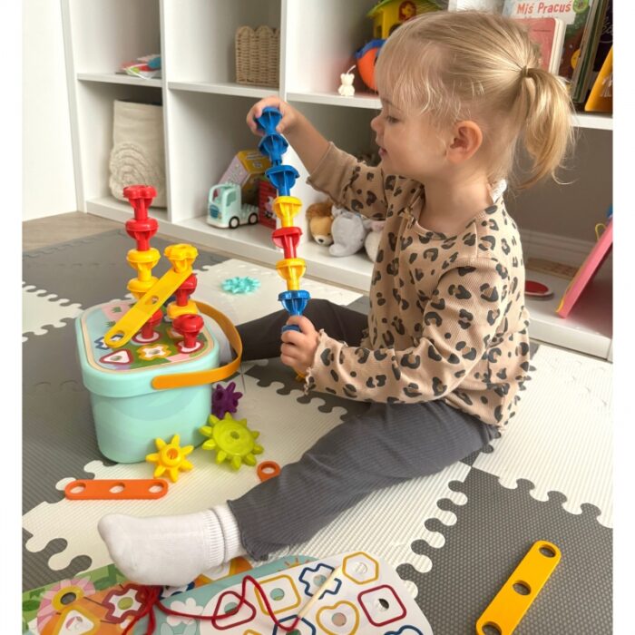 WOOPIE GREEN Konstrukcyjny BOX Motoryczny Montessori 12w1 FSC - obrazek 7