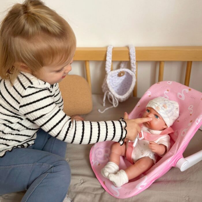 WOOPIE ROYAL Zestaw Lalka Bobas 30,5 cm + Nosidełko Różowe - obrazek 7