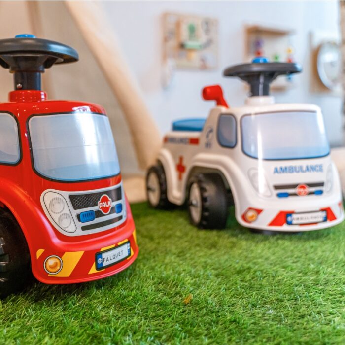 FALK Jeździk Samochód Ambulans z Klaksonem od 1 roku - obrazek 6