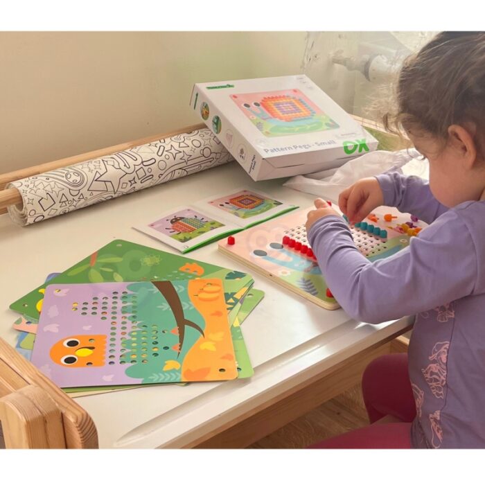 TOOKY TOY Układanka z Pinezkami Kołki Wpinaczka - obrazek 4