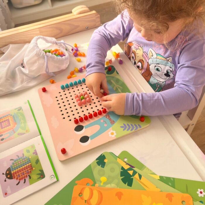 TOOKY TOY Układanka z Pinezkami Kołki Wpinaczka - obrazek 10