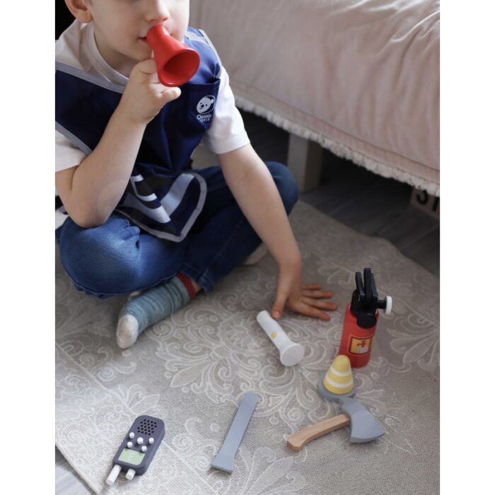 CLASSIC WORLD Little Firefighter Set Costume Tools 8 pcs. - obrazek 7